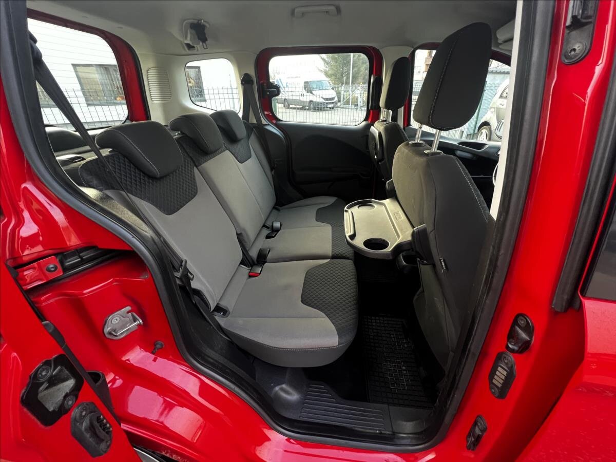 Ford Tourneo Courier Kombi 998,0 74 kw