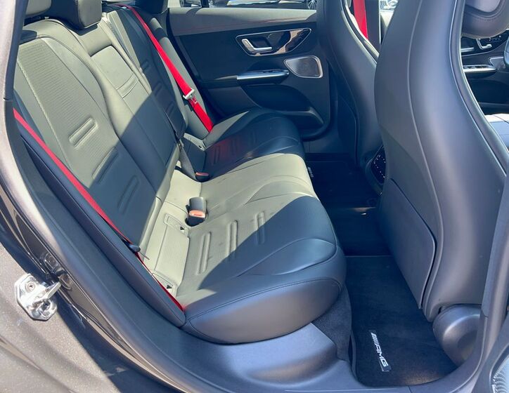 Mercedes-Benz EQE 11