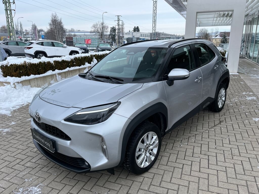 Toyota Yaris Cross SUV 1,5 l 68 kw