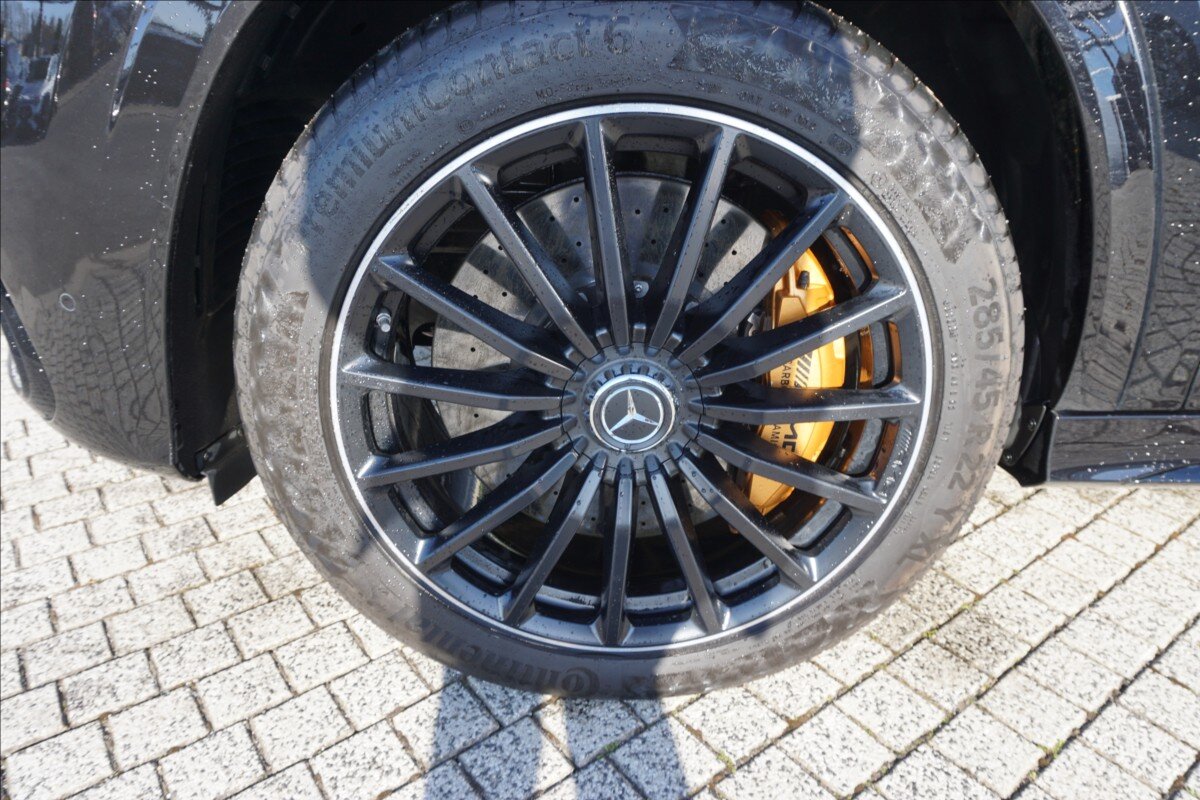 Mercedes-Benz GLS SUV / Terénní 4,0 l 450 kw