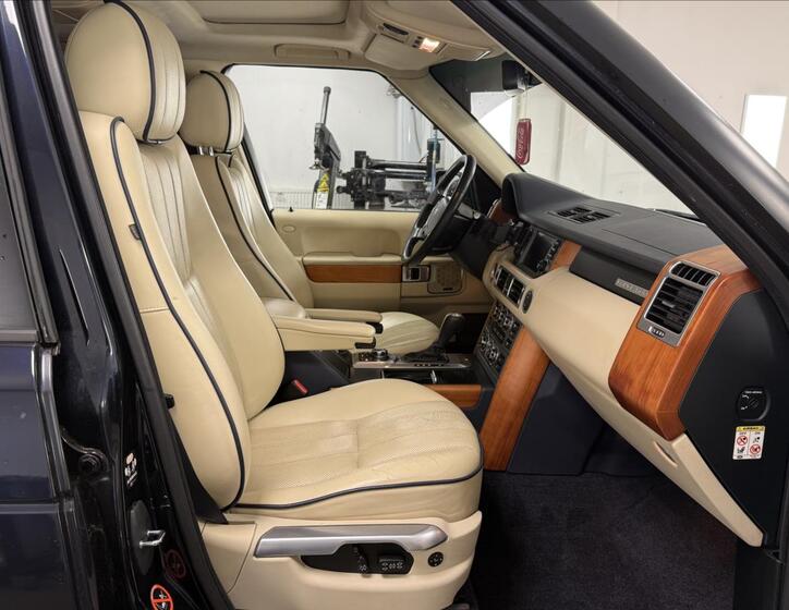 Land Rover Range Rover 11