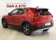 Volvo XC40 SUV / Terénní 2,0 l 182 kw