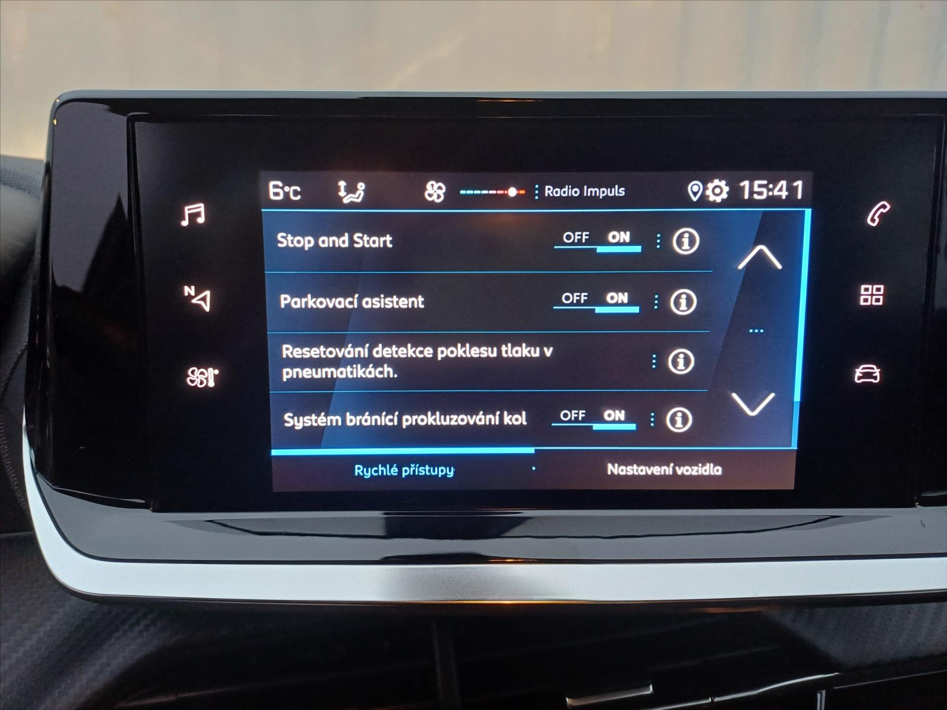 Peugeot 2008 Hatchback 1,5 l 81 kw