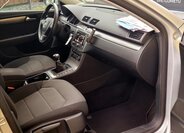 Volkswagen Passat Kombi 1,4 l 90 kw