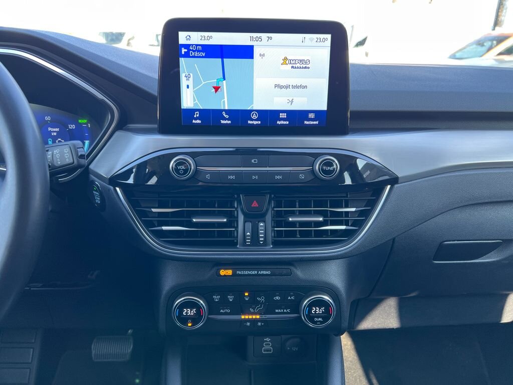 Ford Kuga SUV / Terénní 2,5 l 112 kw