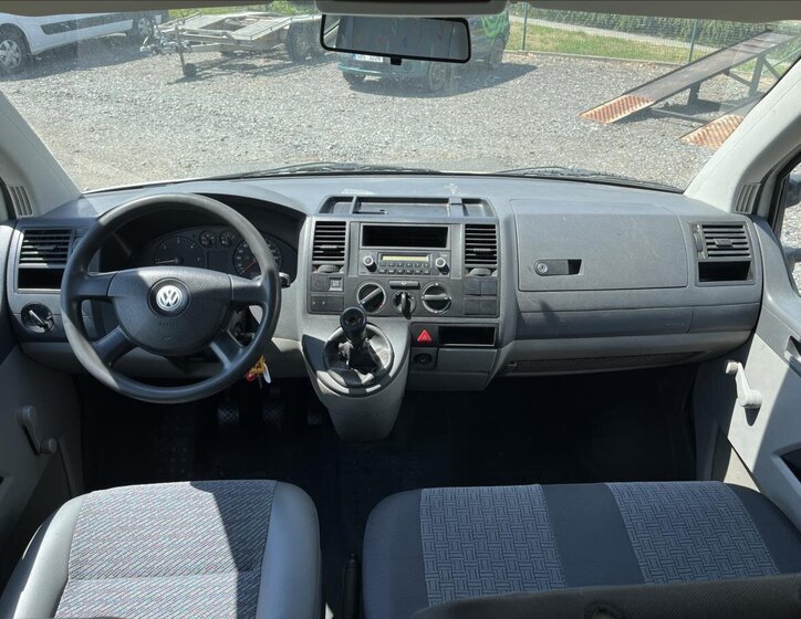 Volkswagen Transporter Valník 2,5 l 96 kw
