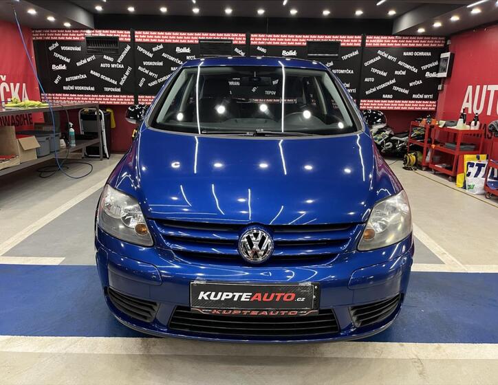 Volkswagen Golf Plus 8