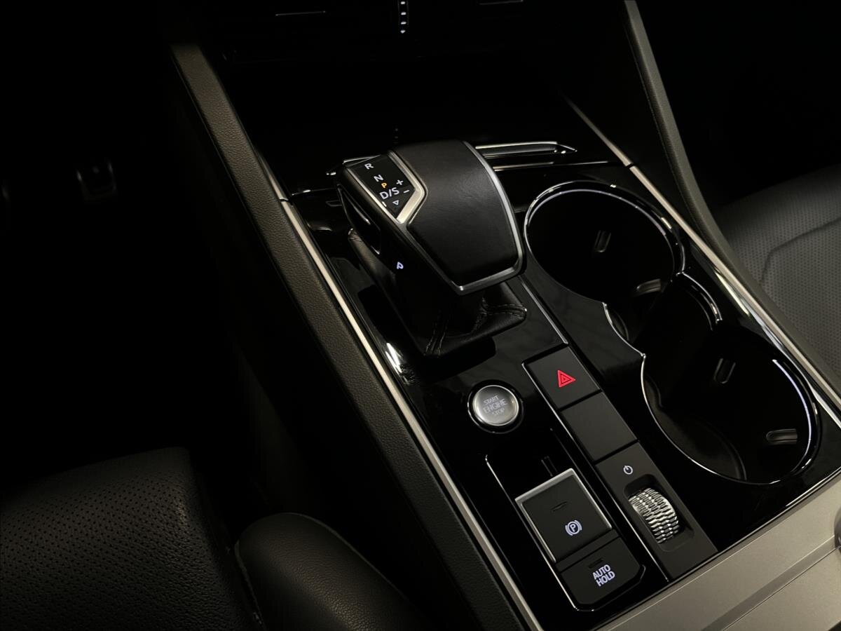 Volkswagen Touareg SUV 3,0 l 210 kw