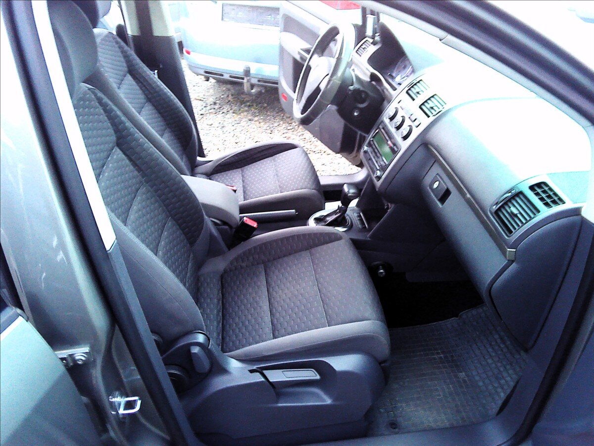 Volkswagen Touran Kombi 2,0 l 103 kw