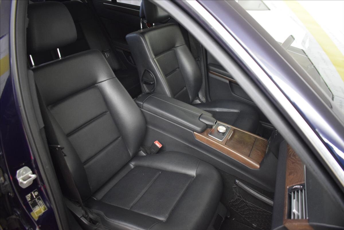 Mercedes-Benz Třídy E Sedan 3,0 l 170 kw