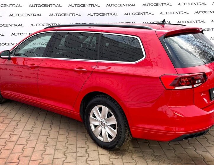 Volkswagen Passat Kombi 2,0 l 90 kw