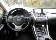 Lexus NX 300h SUV / Terénní 2,5 l 114 kw