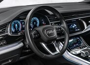 Audi Q8 SUV / Terénní 3,0 l 210 kw