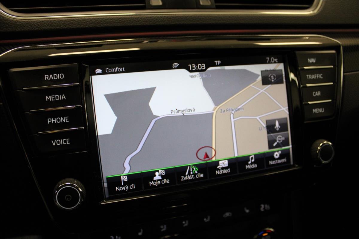 Škoda Superb Kombi 2,0 l 110 kw