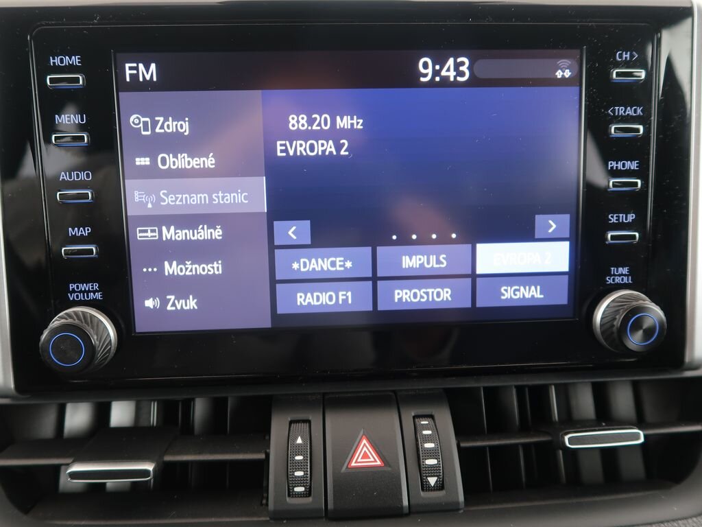 Toyota RAV4 SUV / Terénní 2,5 l 131 kw