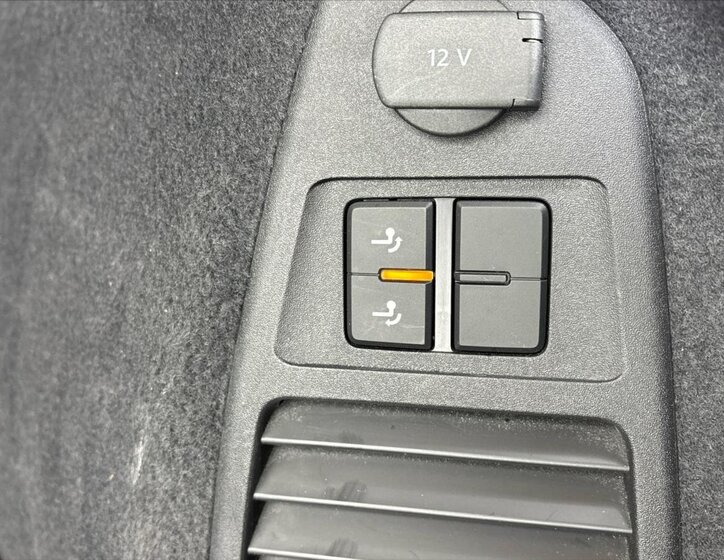 Volkswagen Touareg SUV / Terénní 3,0 l 170 kw