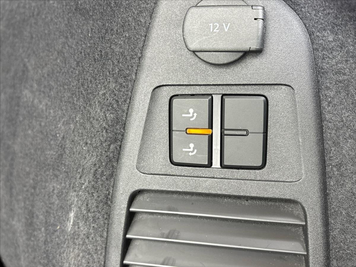 Volkswagen Touareg SUV / Terénní 3,0 l 170 kw