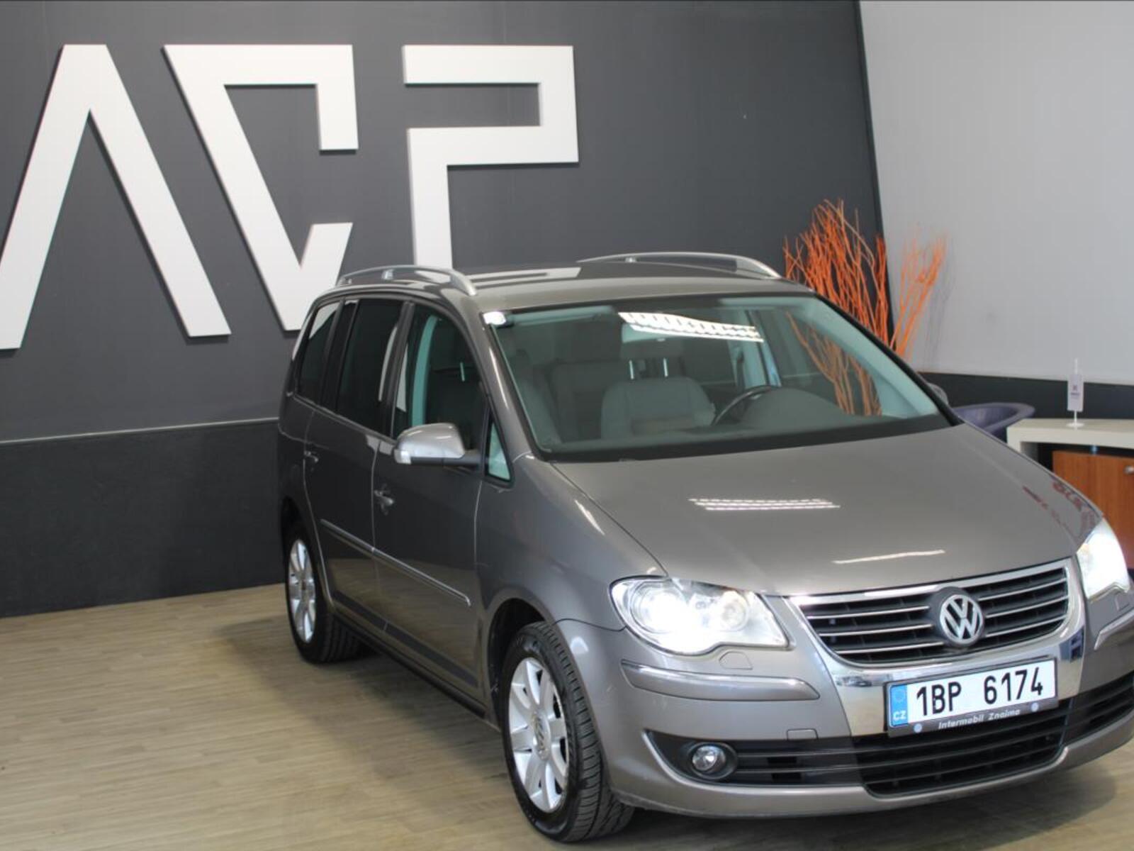 Volkswagen Touran 4