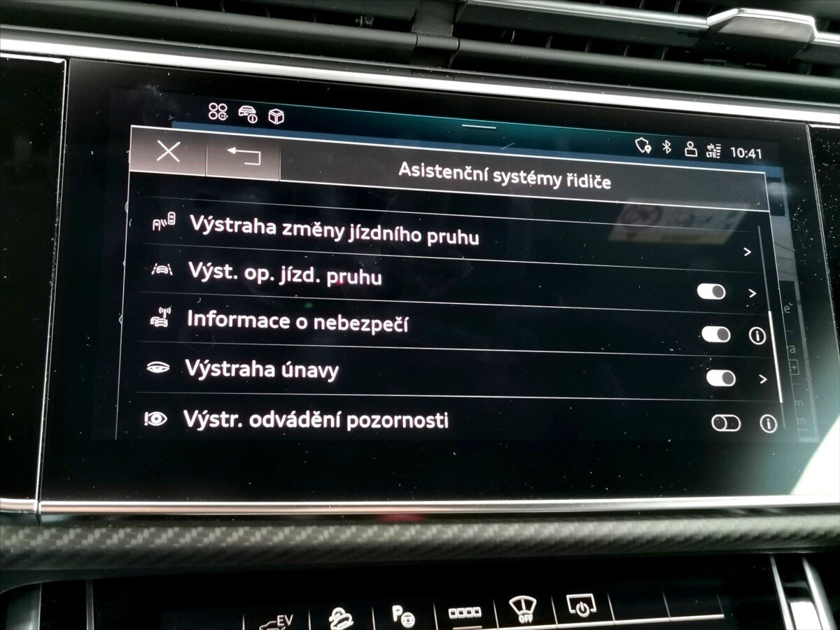 Audi Q8 SUV 3,0 l 250 kw