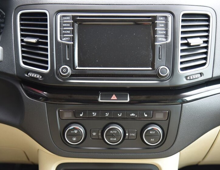 Volkswagen Sharan 33