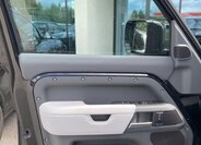 Land Rover Defender SUV 5,0 l 313 kw