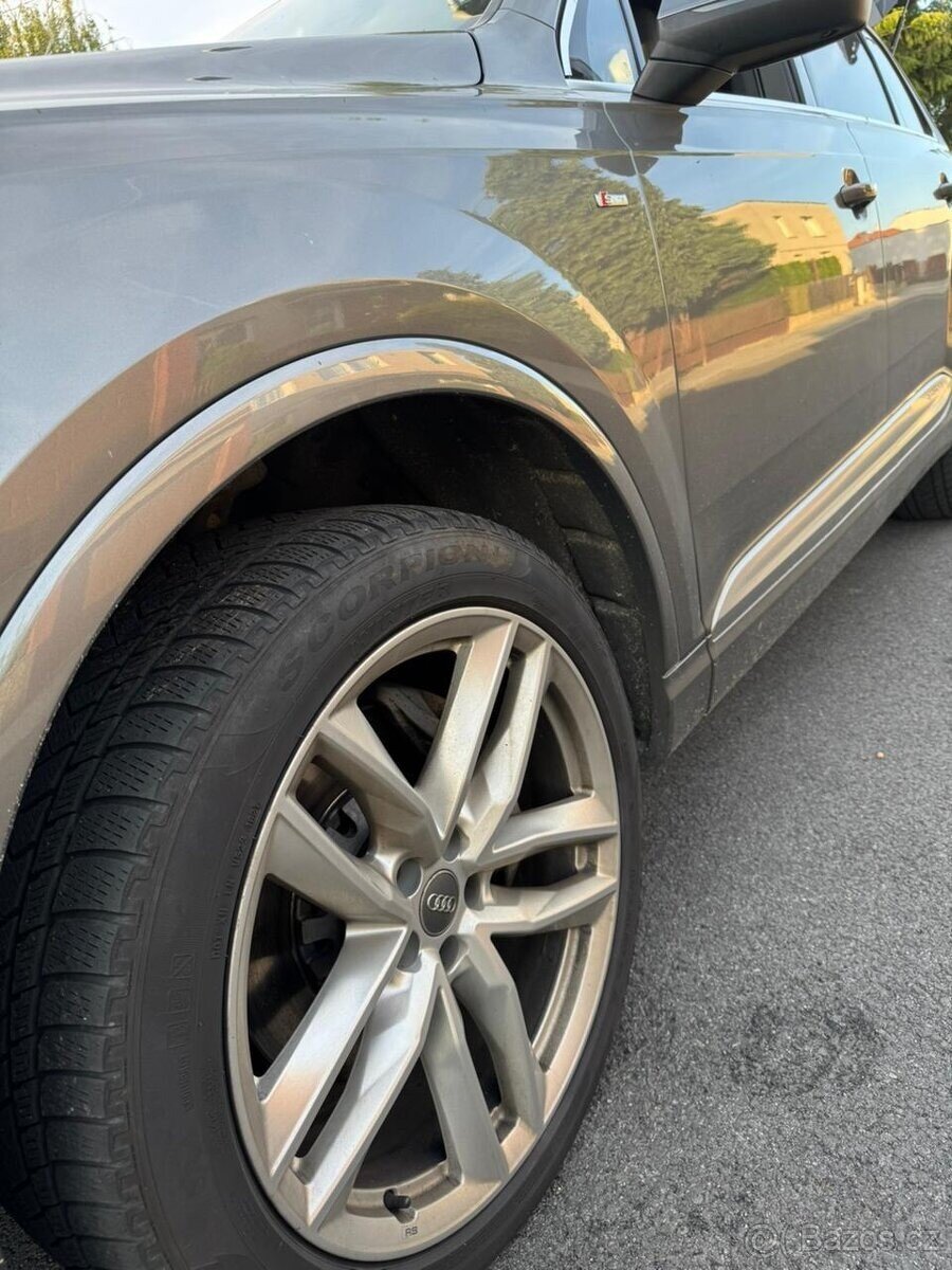 Audi Q7 Kombi 3,0 l 200 kw