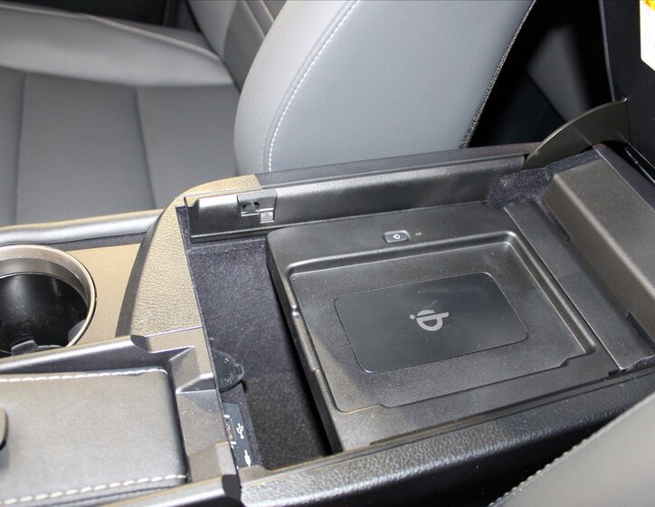 Lexus NX 300h SUV 2,5 l 145 kw