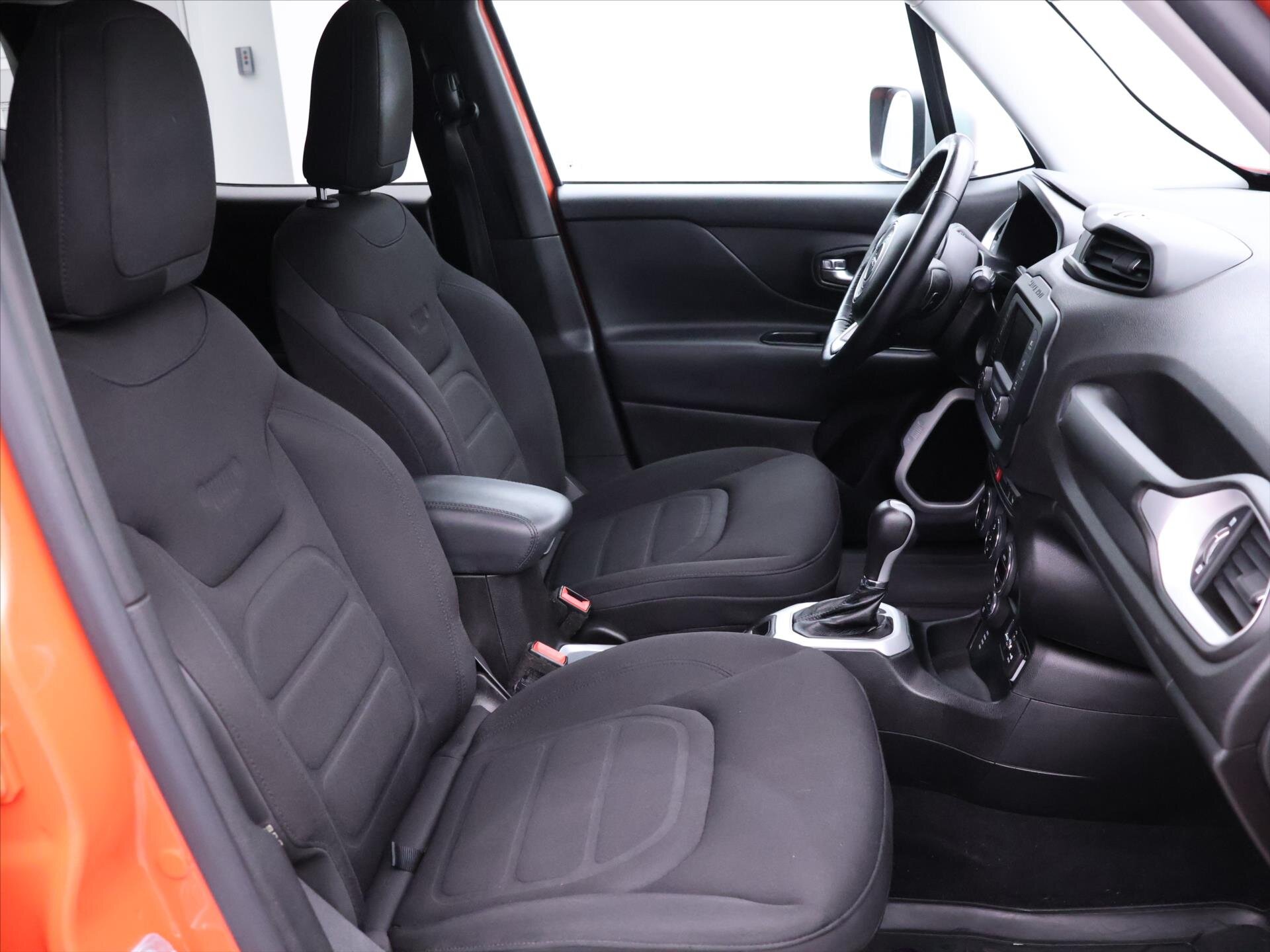 Jeep Renegade SUV 2,0 l 510 kw