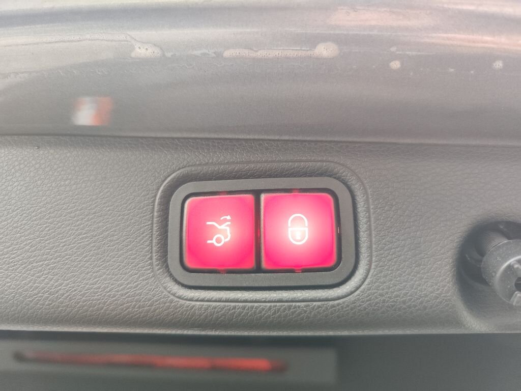 Mercedes-Benz Třídy E Sedan 3,0 l 190 kw