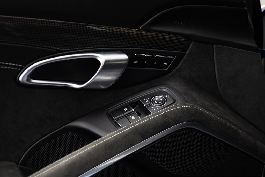 Porsche 718 Kupé 4,0 l 294 kw