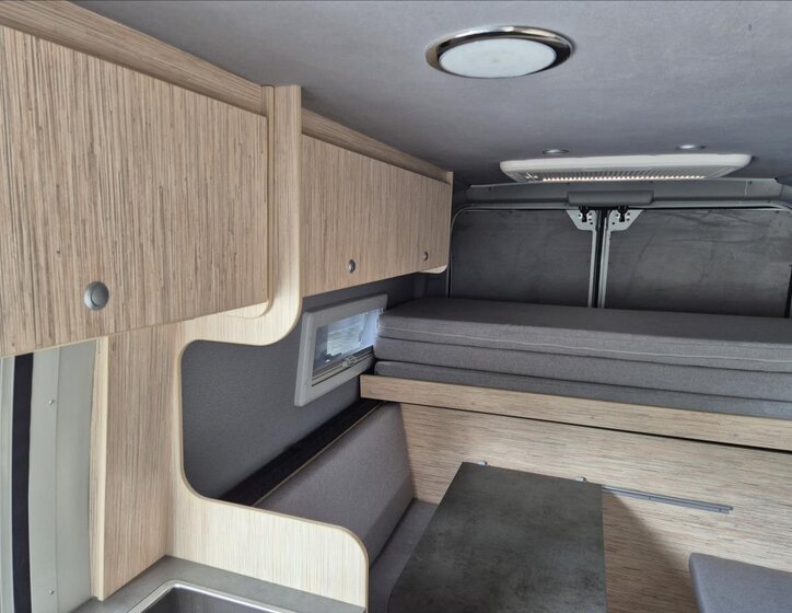 Peugeot Ostatní Ostatní 2,0 l 120 kw