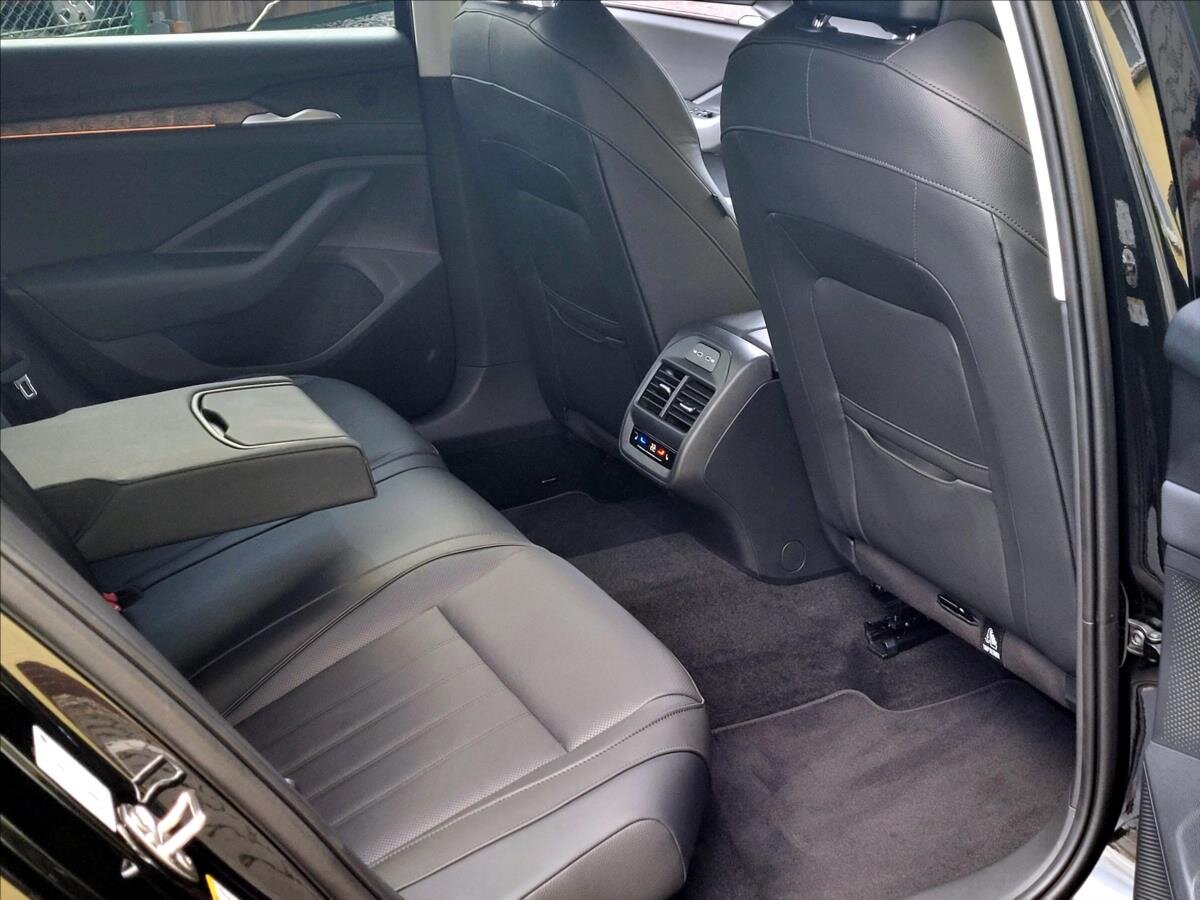 Škoda Superb Kombi 1,5 l 110 kw