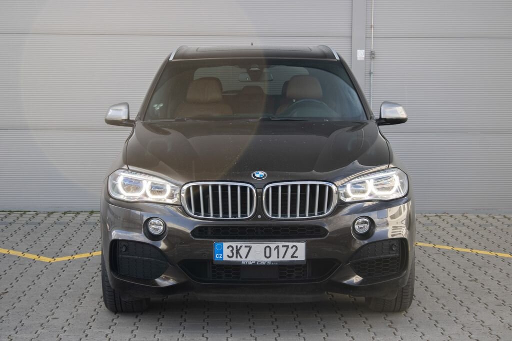 BMW X5 SUV 3,0 l 280 kw