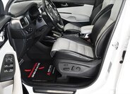KIA Sorento 9