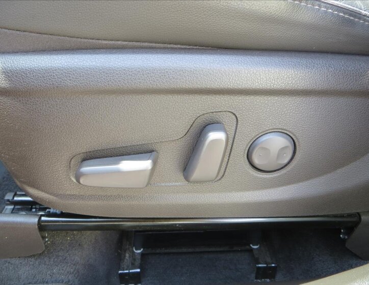 Hyundai Santa Fe SUV 2,2 l 142 kw