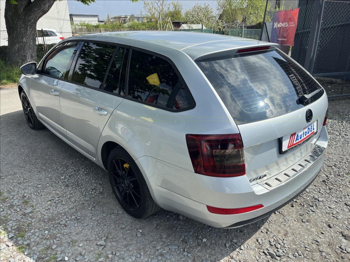 Škoda Octavia Kombi 1,6 l 77 kw