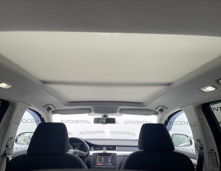 Škoda Superb Kombi 2,0 l 103 kw