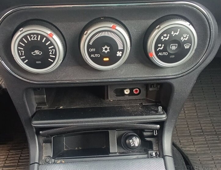 Mitsubishi Lancer Sedan 0,0 105 kw