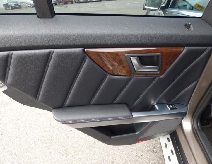 Mercedes-Benz GLK 46