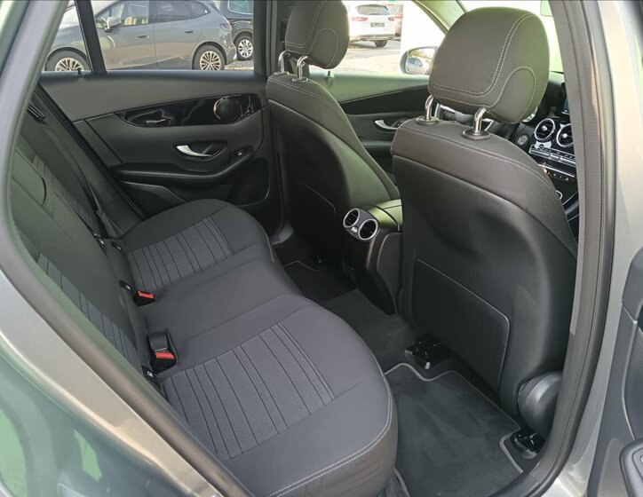 Mercedes-Benz GLC SUV 2,0 l 225 kw