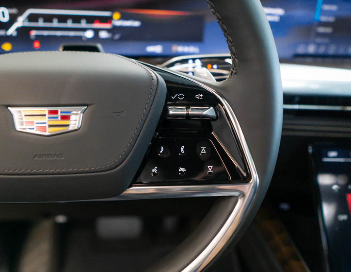 Cadillac Escalade 18