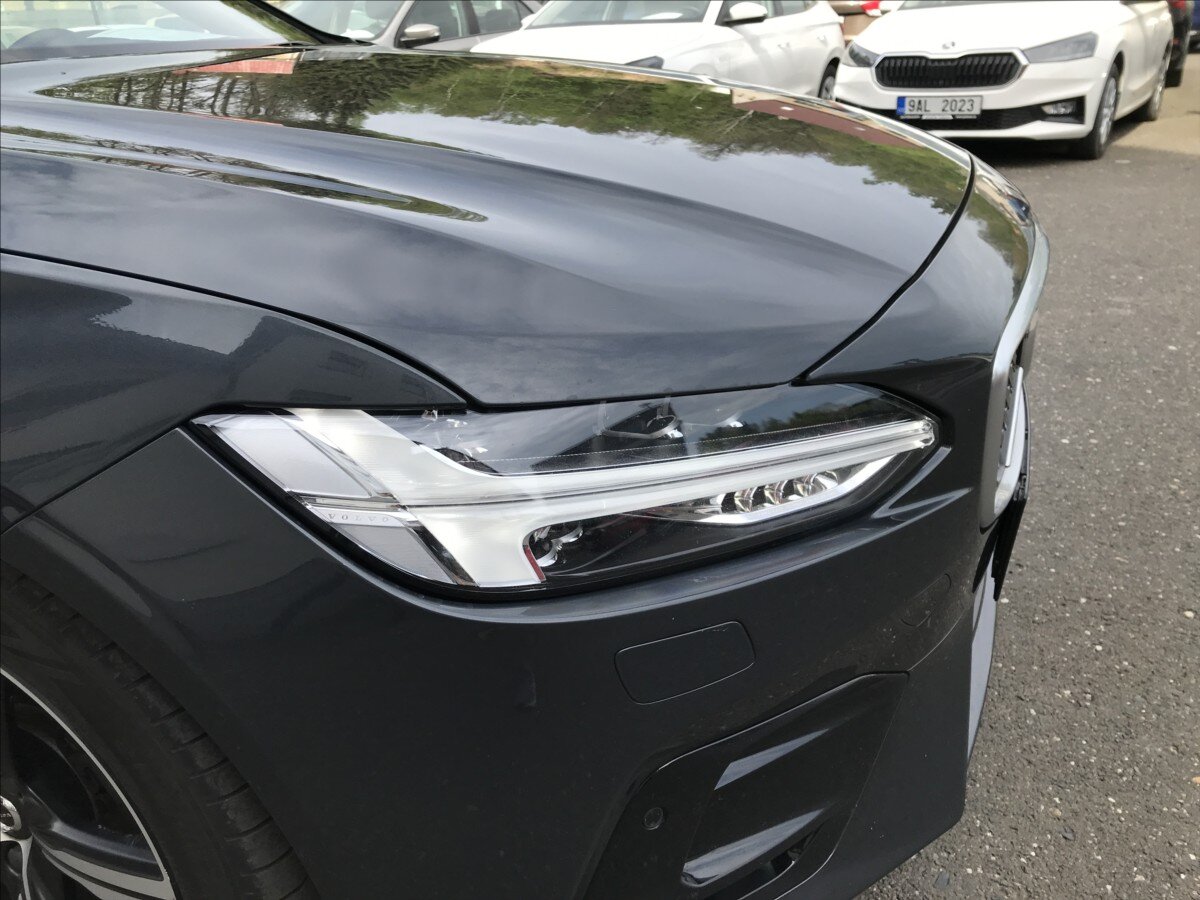 Volvo V90 Kombi 2,0 l 140 kw