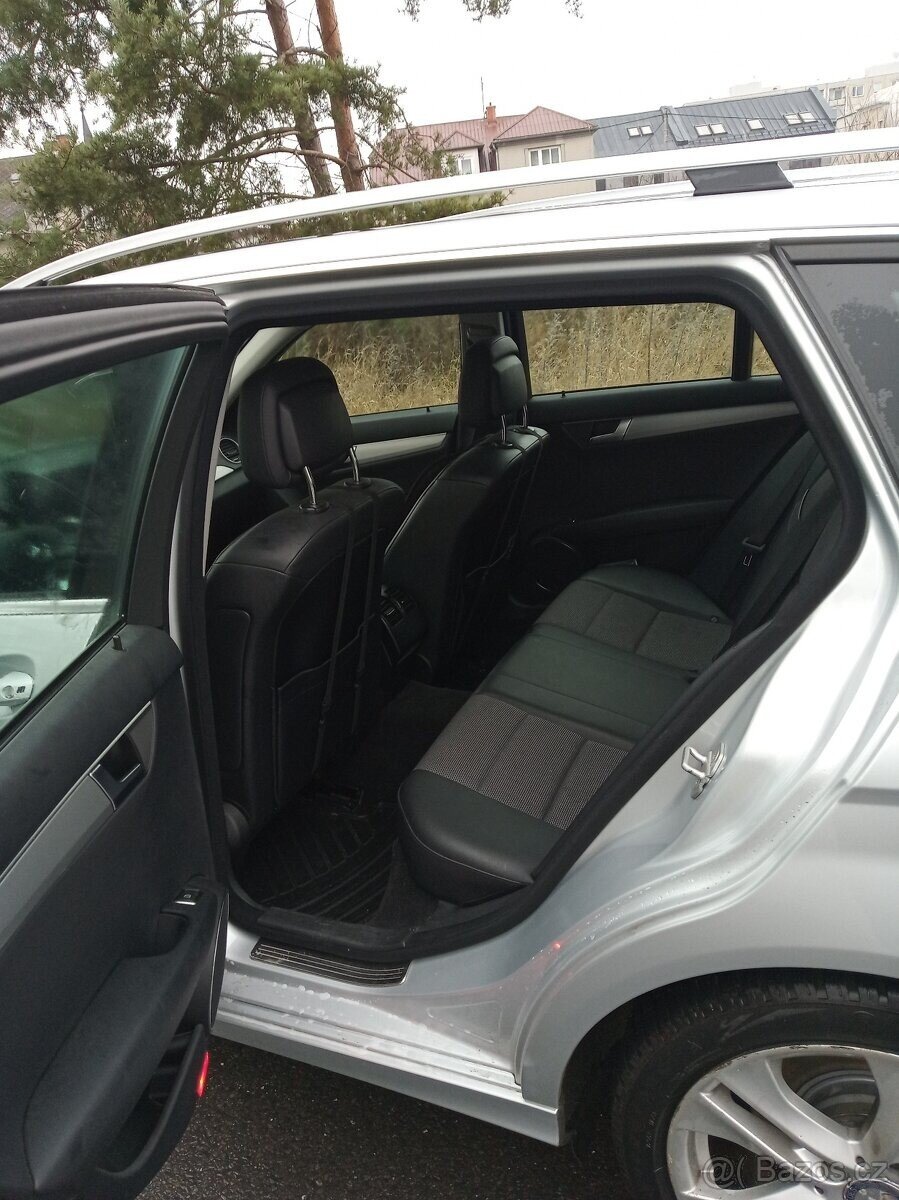 Mercedes-Benz Třídy C Kombi 0,0 125 kw