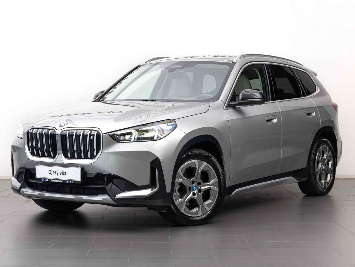 BMW iX1 SUV / Terénní 0,0 225 kw