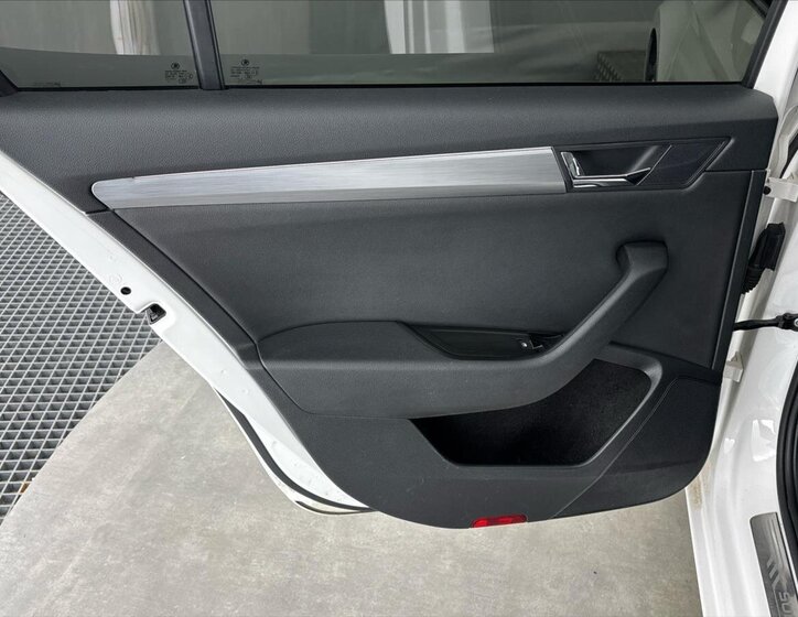 Škoda Superb Kombi 2,0 l 140 kw