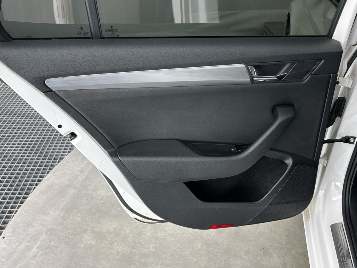 Škoda Superb Kombi 2,0 l 140 kw