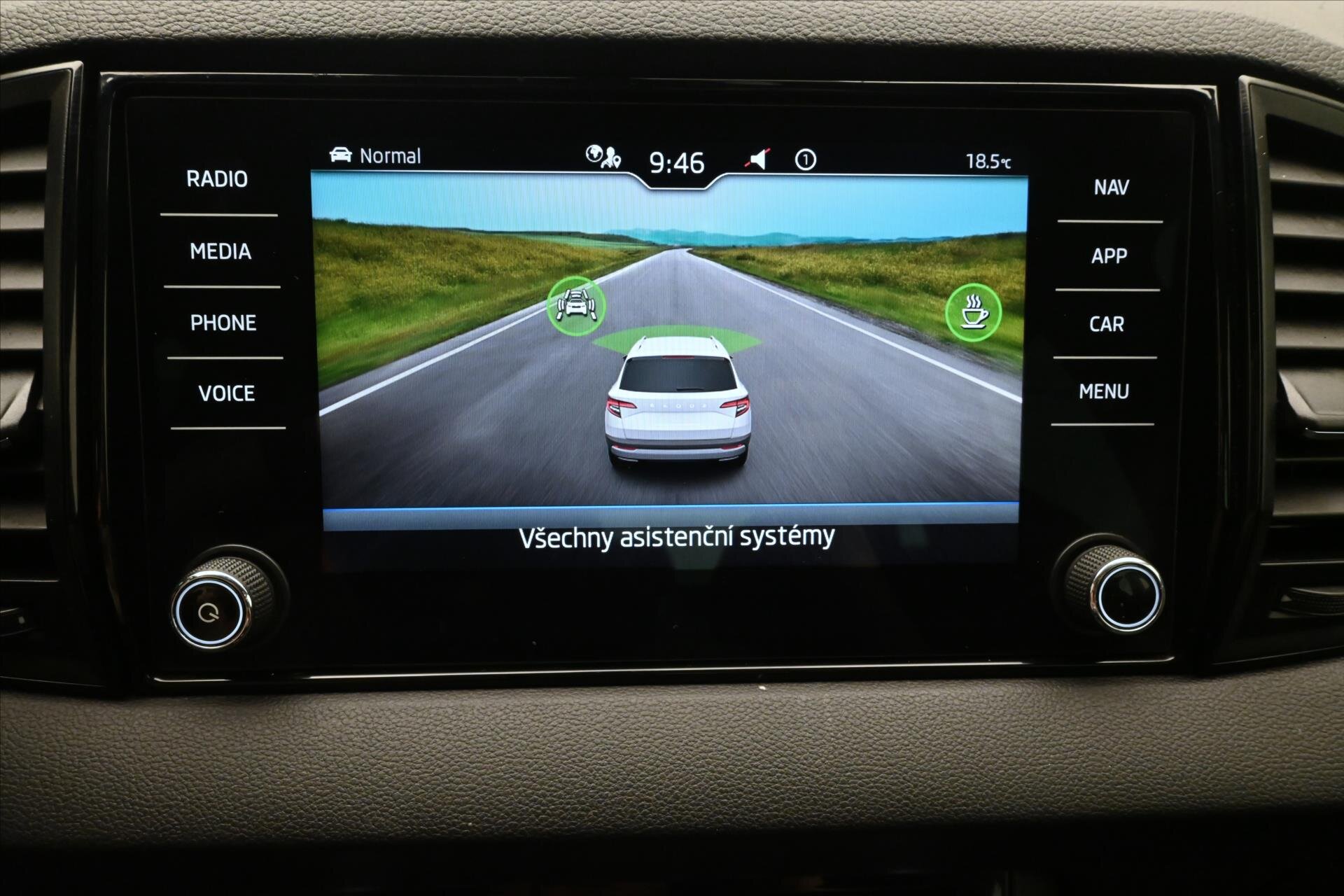 Škoda Karoq SUV / Terénní 1,5 l 110 kw