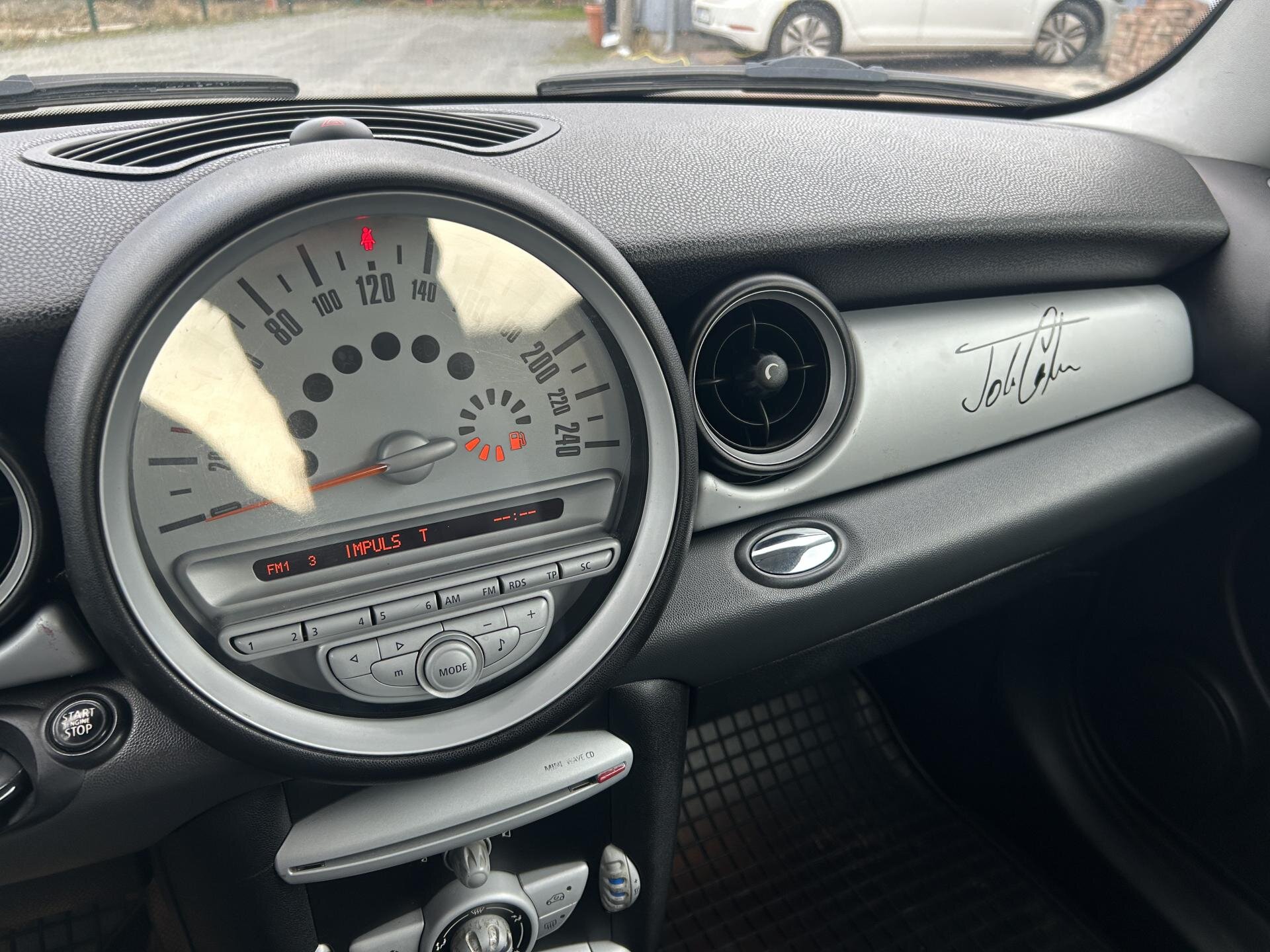 Mini Cooper Hatchback 1,6 l 80 kw