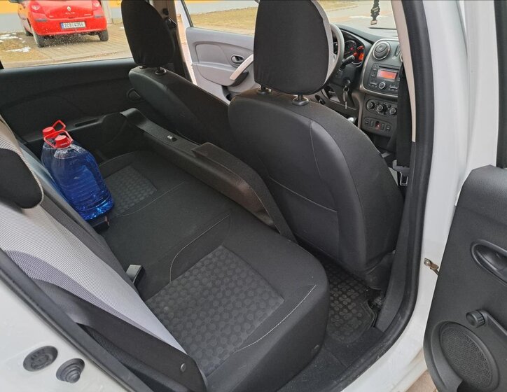 Dacia Sandero Hatchback 1,1 l 54 kw