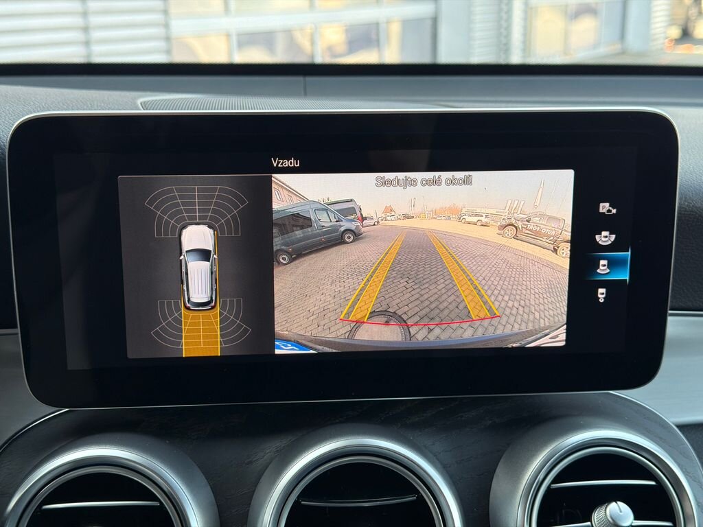 Mercedes-Benz GLC SUV / Terénní 2,0 l 143 kw